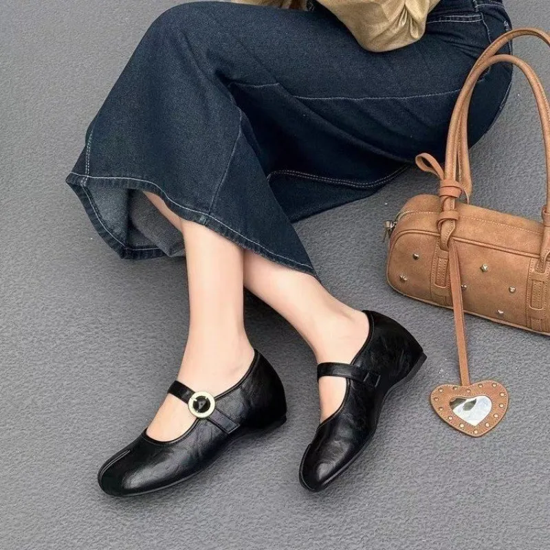Women Fashion Online - Retro Black Flat Mary Janes Women's