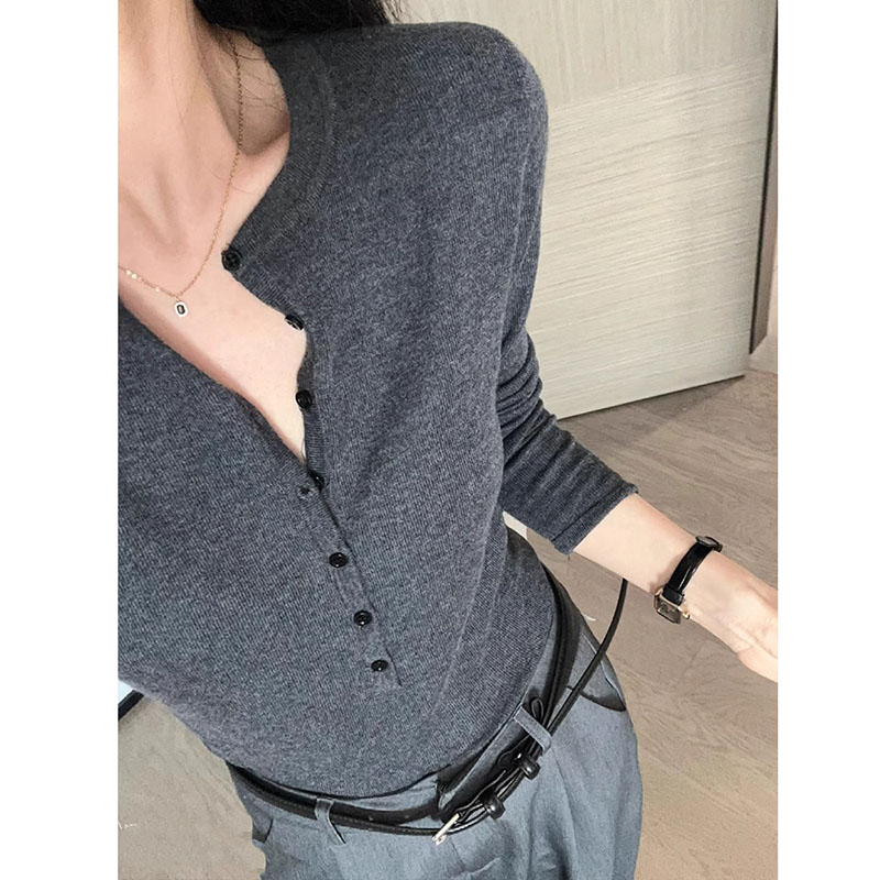Women Long Sleeved Top V-neck  - đánh giá và giá Women Fashion Designers