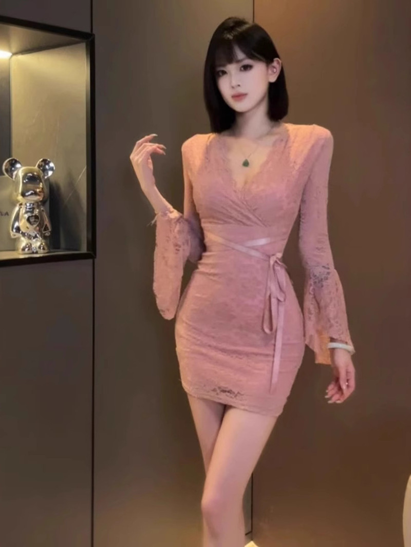 Sexy Lace Bell Sleeve Dress Wo - đánh giá và giá Women Fashion Dress Names