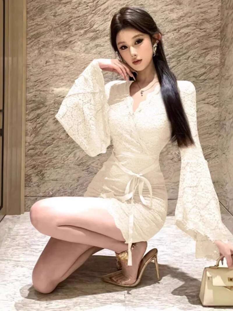 Sexy Lace Bell Sleeve Dress Wo - đánh giá và giá Women Fashion Dress Names