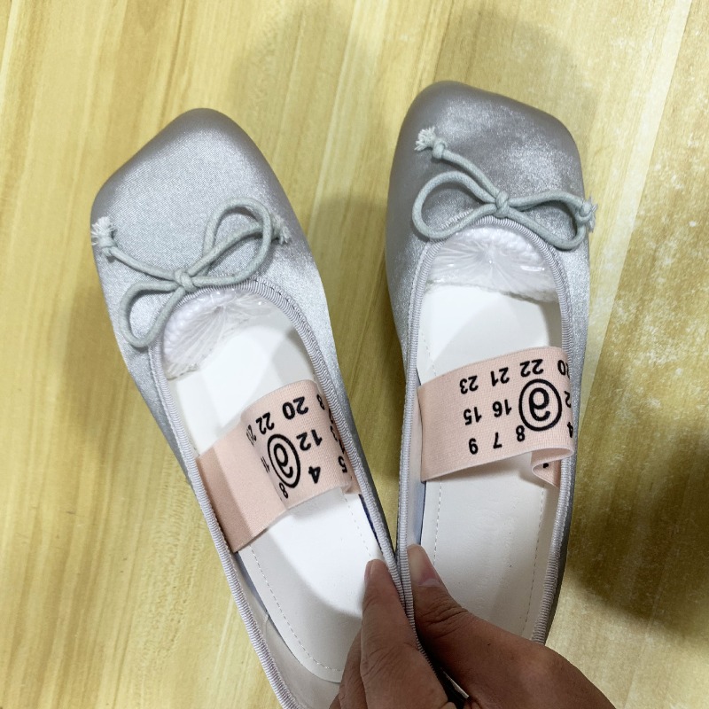 New Women's Mary Jane Shoes Ex - đánh giá và giá Women Fashion Designers